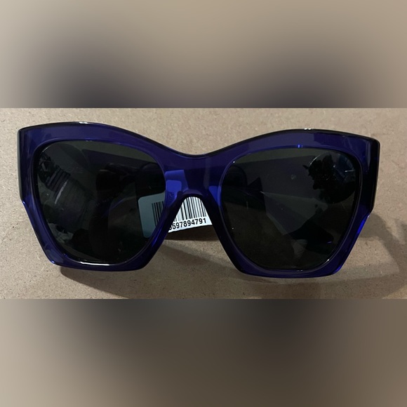 Versace sun glasses
